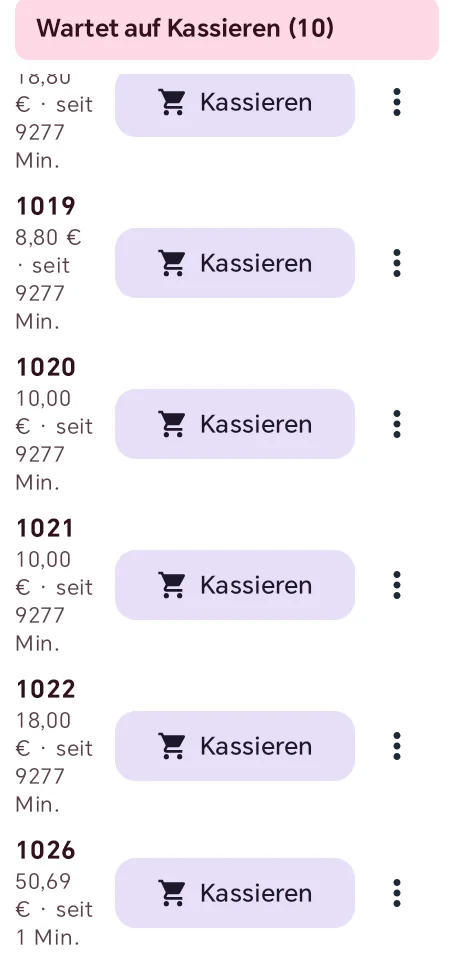 Spalte 'Wartet auf Kassieren' im Bestellmanagement der BISpicy POS Kasse mit Bestellung 1026 über 50,69 €, daneben der Knopf 'Kassieren' und das Drei-Punkte-Menü