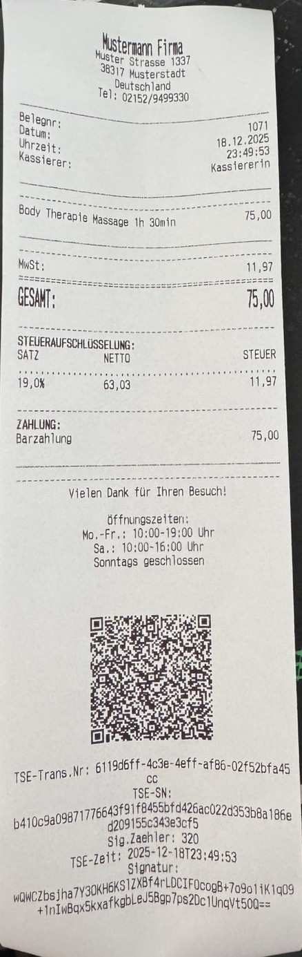 Kassenbon mit TSE QR-Code und Signatur
