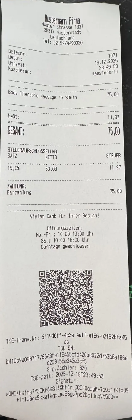 Kassenbon mit TSE QR-Code und Signatur