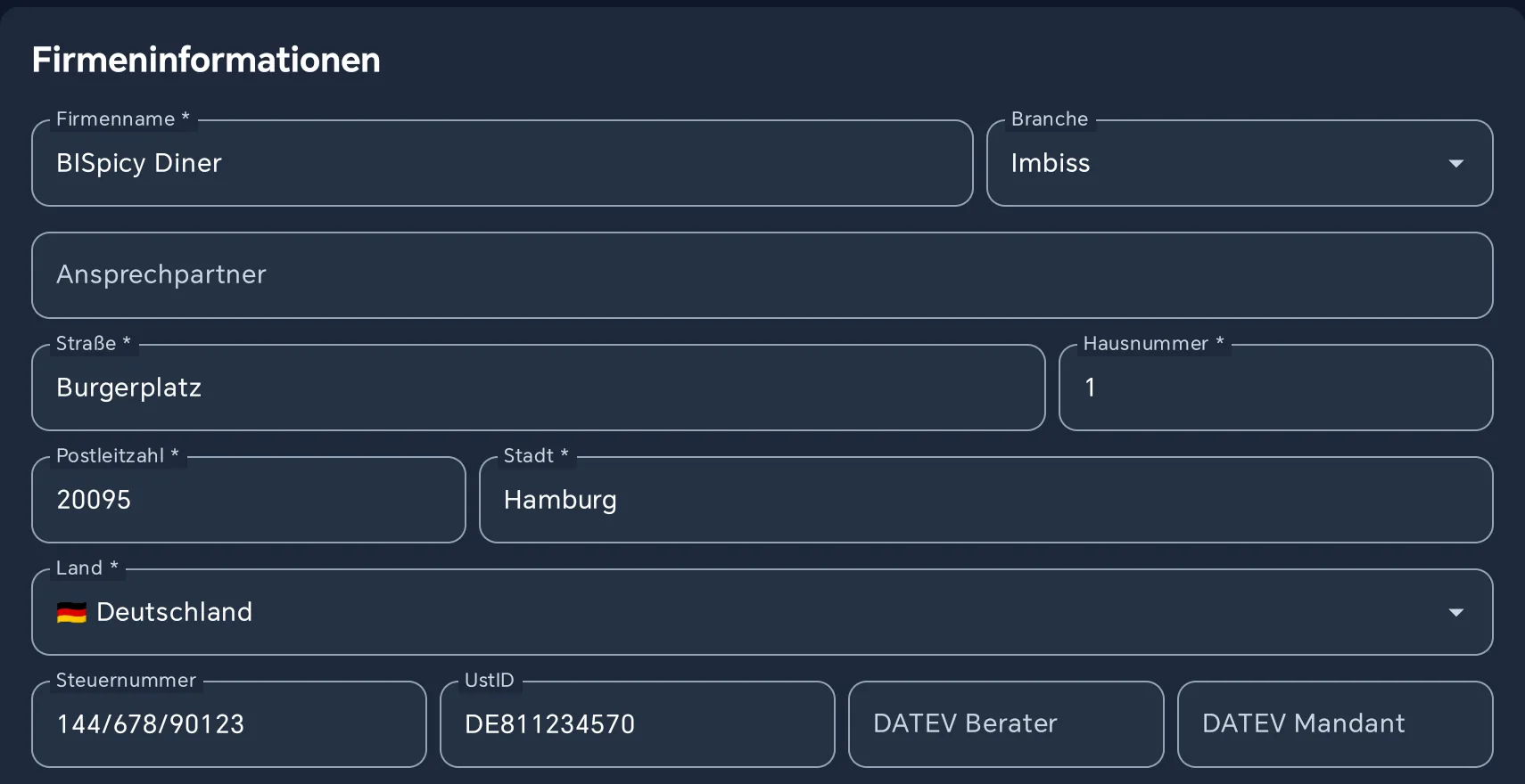 Firmeneinstellungen der Kasse mit Firmenname, Branche, Anschrift, Land, Steuernummer, USt-IdNr. und den leeren Feldern DATEV Berater und DATEV Mandant