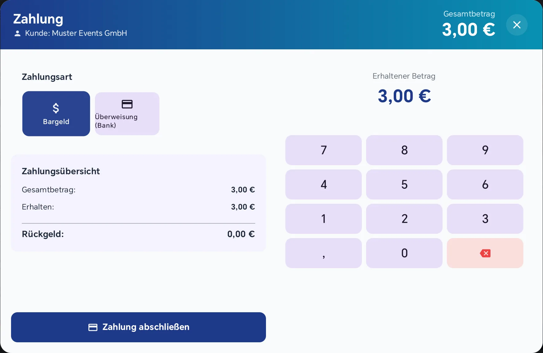 Zahlungsfenster mit Kunde Muster Events GmbH, Gesamtbetrag 3,00 Euro, Zahlungsart Bargeld ausgewählt, Zahlungsübersicht und dem Knopf Zahlung abschließen