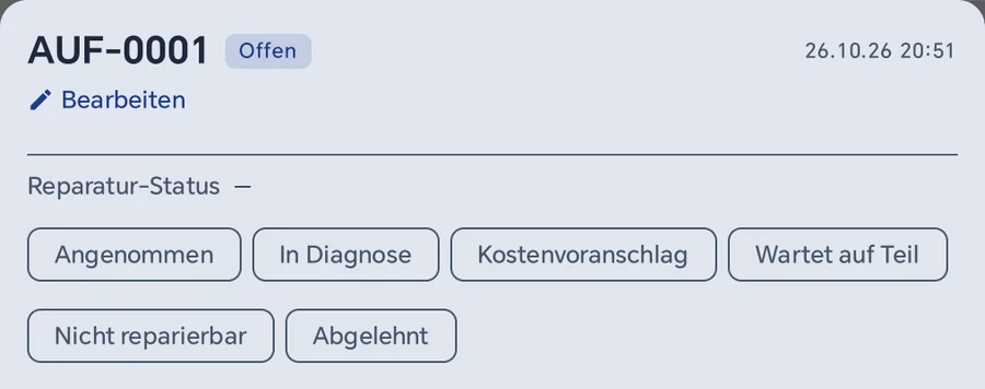 Auftragsdetail AUF-0001 in Kasse 1.3.17, Ausschnitt mit Bearbeiten und dem Block Reparatur-Status mit Angenommen, In Diagnose, Kostenvoranschlag, Wartet auf Teil, Nicht reparierbar und Abgelehnt